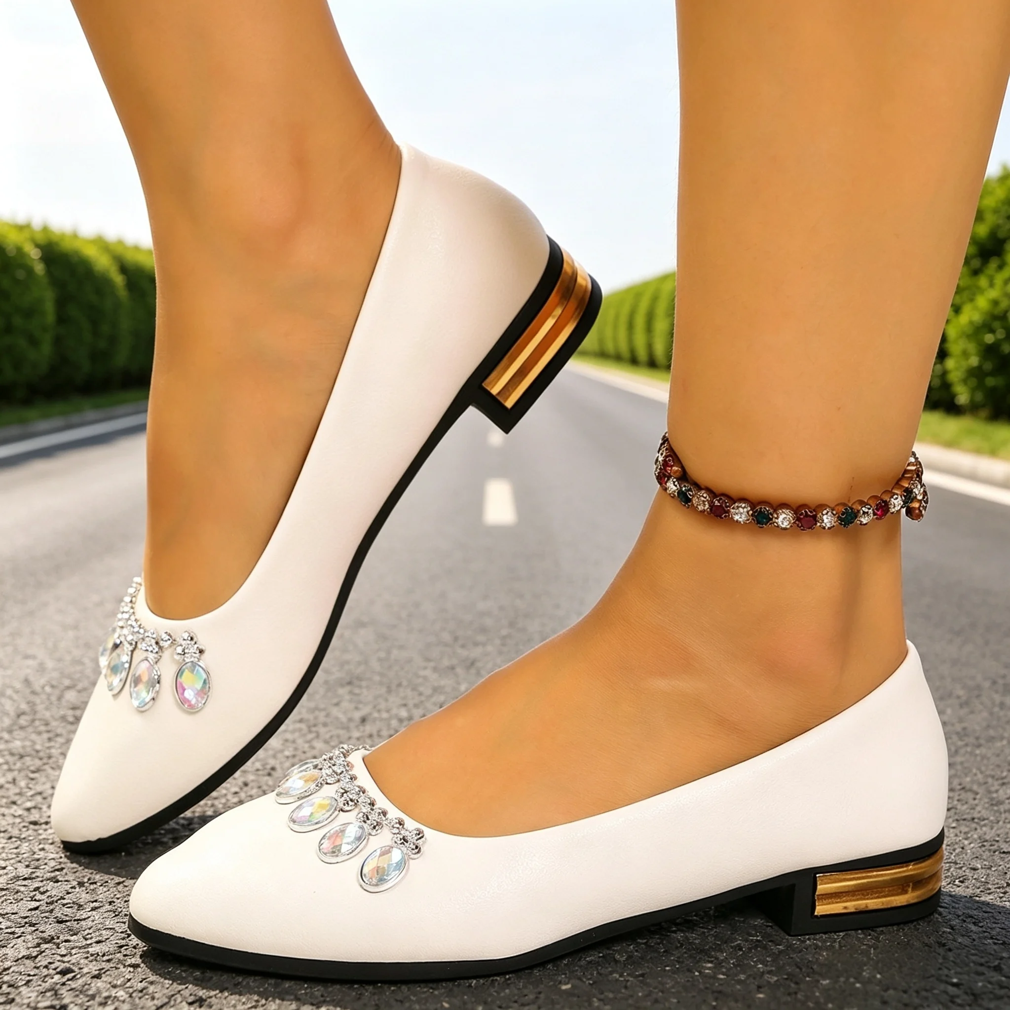 Street Fashion Ladies - Damskie baleriny z ostrym noskiem, duże