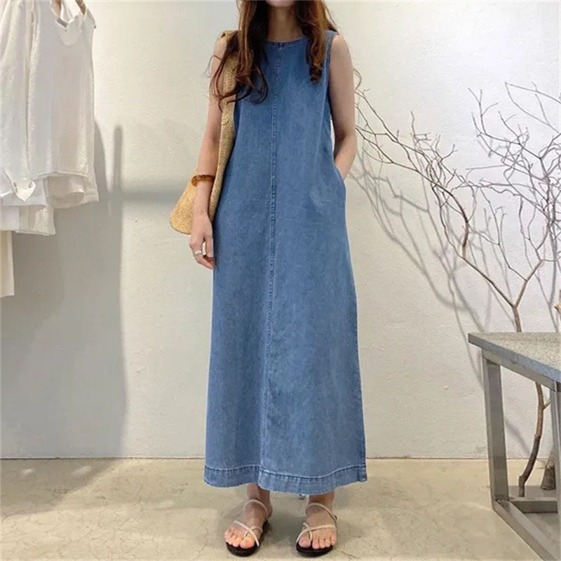 Street Fashion Shanghai - Modna długa sukienka z okrągłym dekoltem,