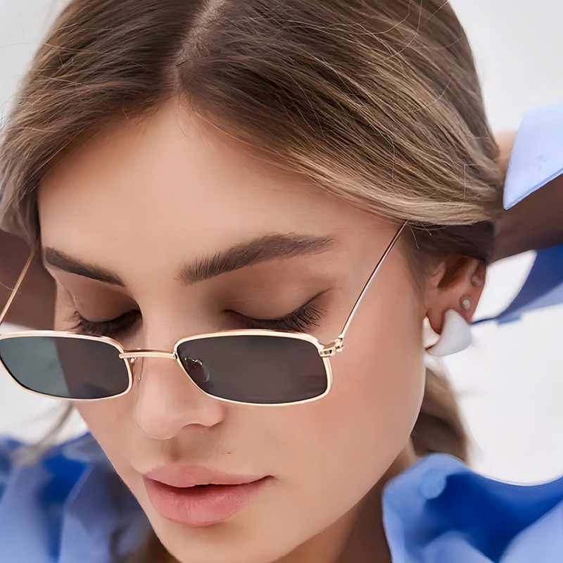 Nowe klasyczne okulary przeciw – Street Fashion Photography recenzja i cena